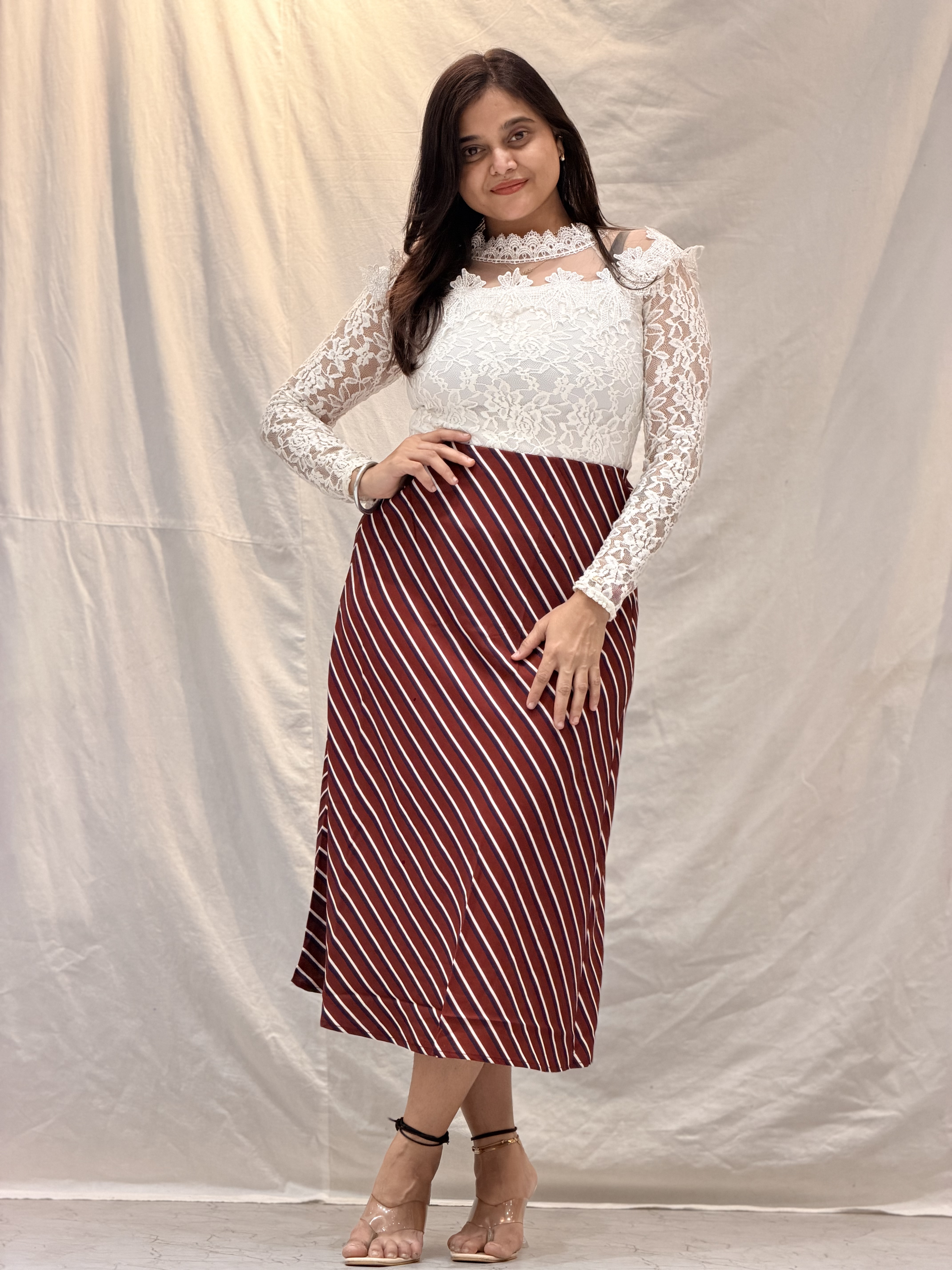 Premium Handcrafted gowns IMG-8223
